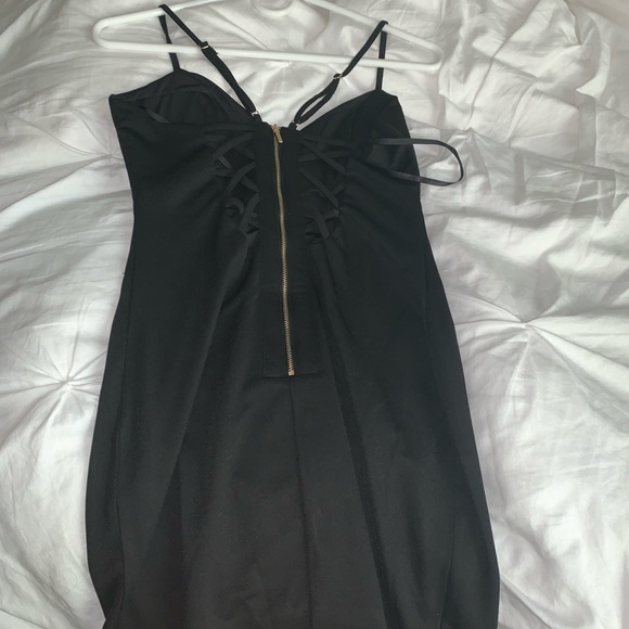 Dress - Picture 2 of 4